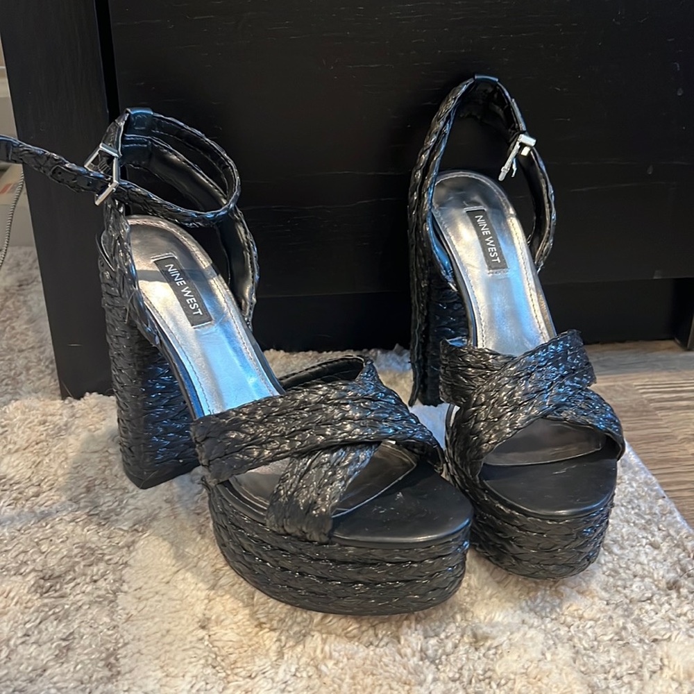 Nine West Platform Heels- Women’s Size 8